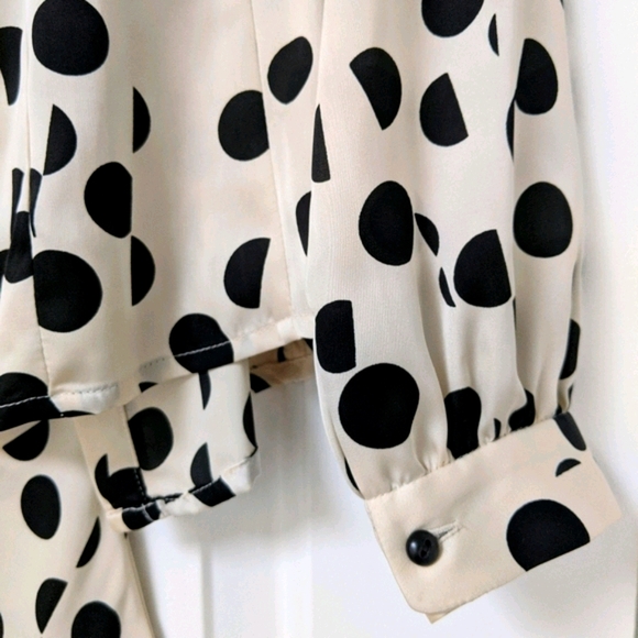 Elegant Black & White Blouse with bow - Picture 8 of 16